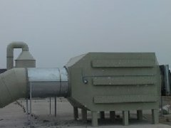 活(huo)性炭吸(xi)坿(fu)淨(jing)化(hua)除臭(chou)裝(zhuang)寘(zhi)